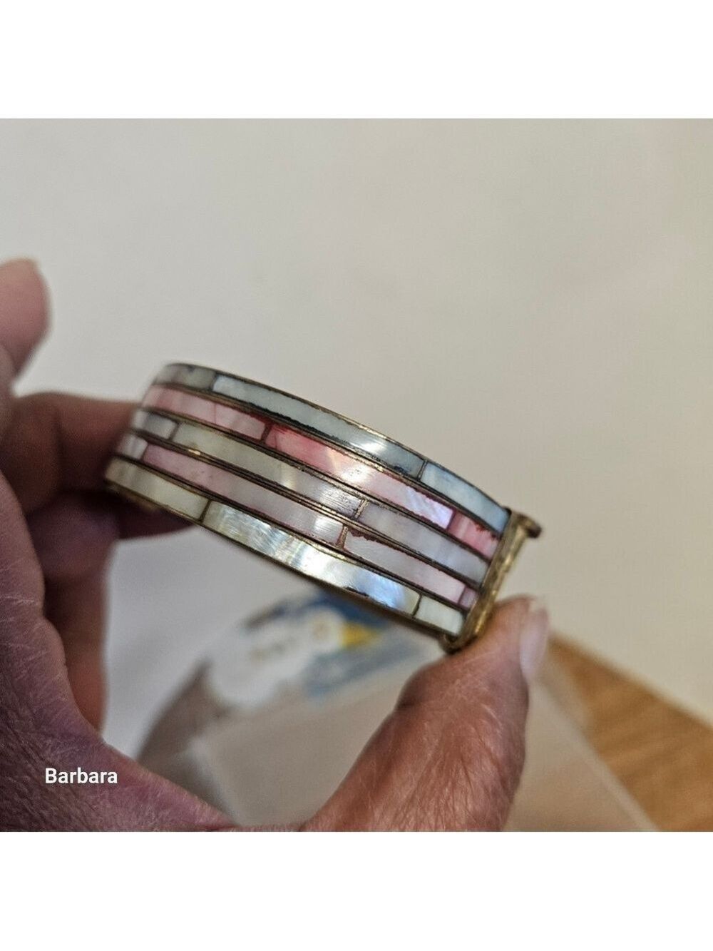 Vintage Inlaid Mother of Pearl and Brass Hinged Bracelet - Picture 5 of 8